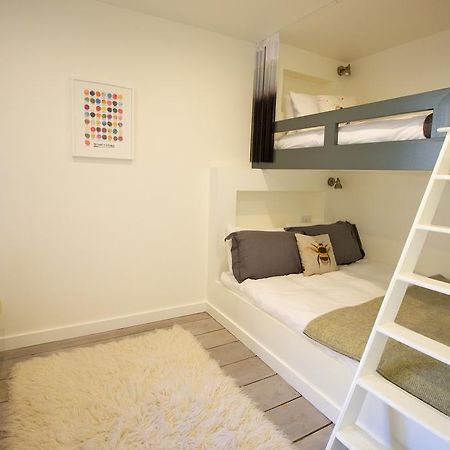 إدنبرة Old Town Castle View Apartment المظهر الخارجي الصورة